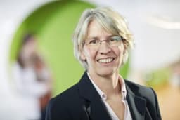 Dr. Natasja Van den Engel