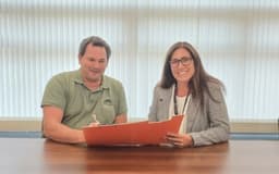 Adaptix announces distribution partnership in Switzerland